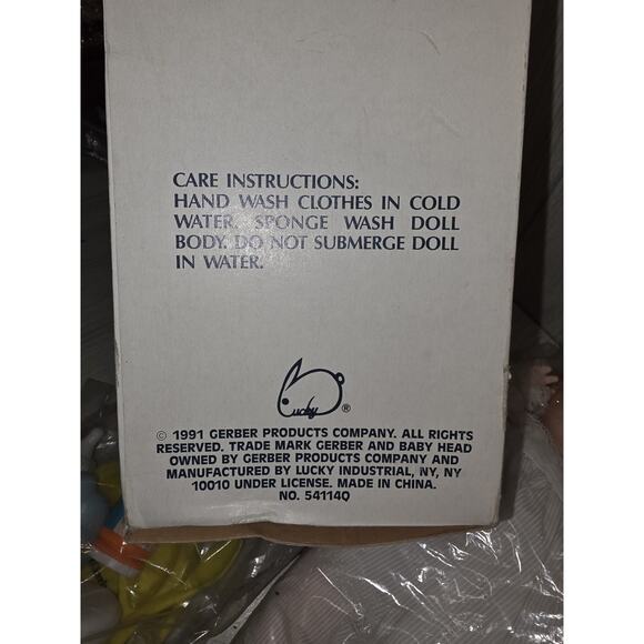 Vtg 1991 Gerber Baby Doll Gift Set Sleepy Eyes Food Dishes New In Box - Picture 7 of 11